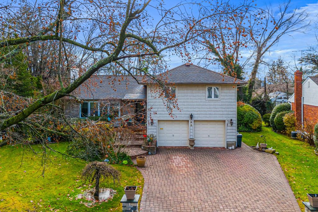 3 bedroom luxury Detached House for sale in Manhasset Hills, United States 129616024