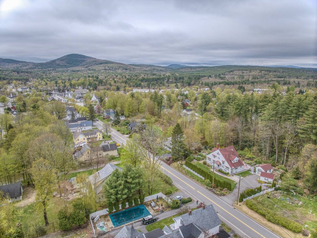 Luxury 7 room Detached House for sale in Goffstown, United States