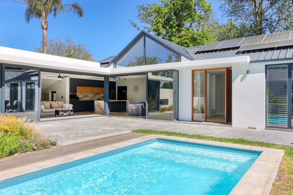 Land Available in Cape Town, Western Cape