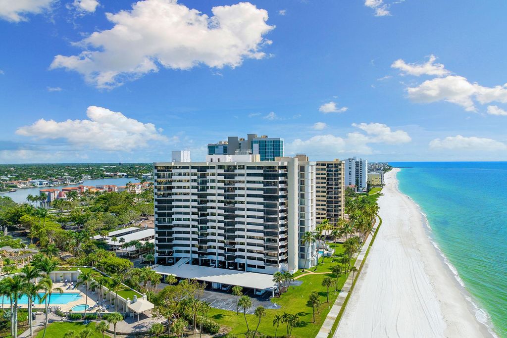 2 bedroom luxury Flat for sale in Naples, United States