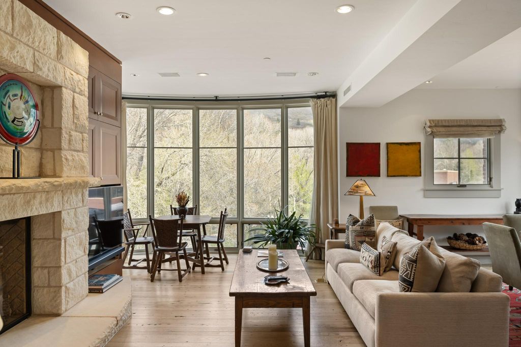 3 bedroom luxury Apartment for rent in Aspen, Colorado 128870361