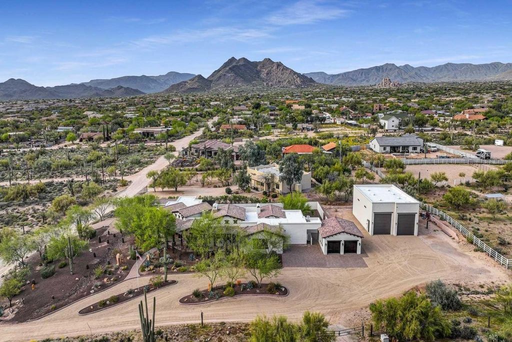 Luxury Detached House for sale in Cave Creek, United States