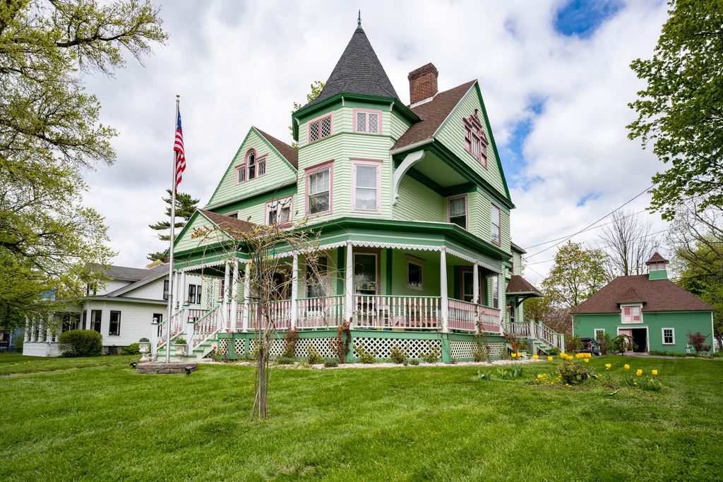 Casa Indipendente in vendita Clifton Springs, New York 128818384