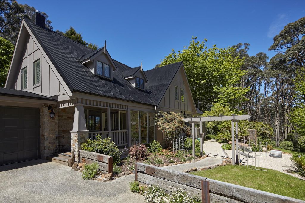 Luxury 5 bedroom Detached House for sale in Mount Macedon, Australia