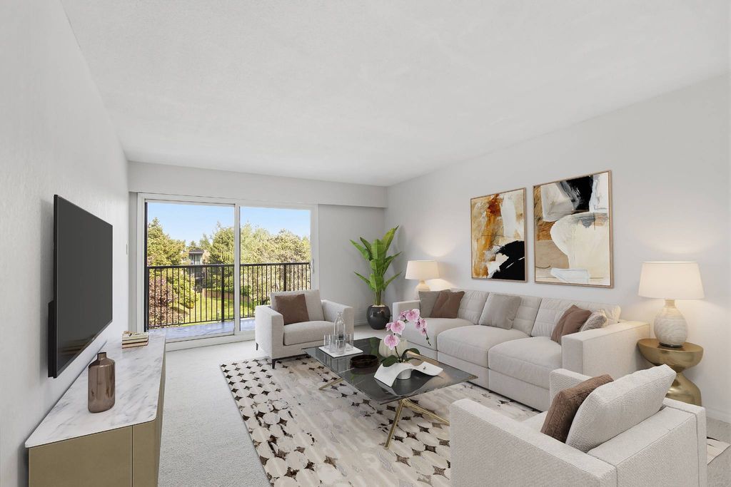 1 bedroom luxury Flat for sale in Saanich, British Columbia