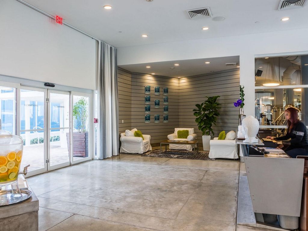 Luxury apartment complex for sale in 50 S Pointe Dr 2504/2505, Miami