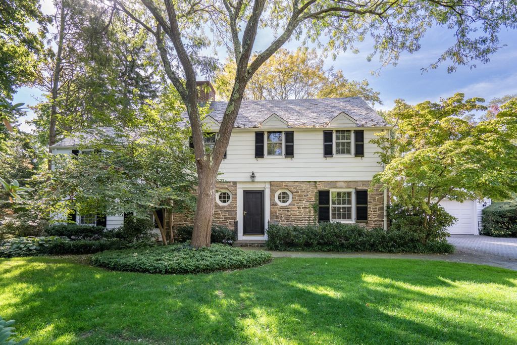 6 bedroom luxury Detached House for sale in Huntington Bay, United