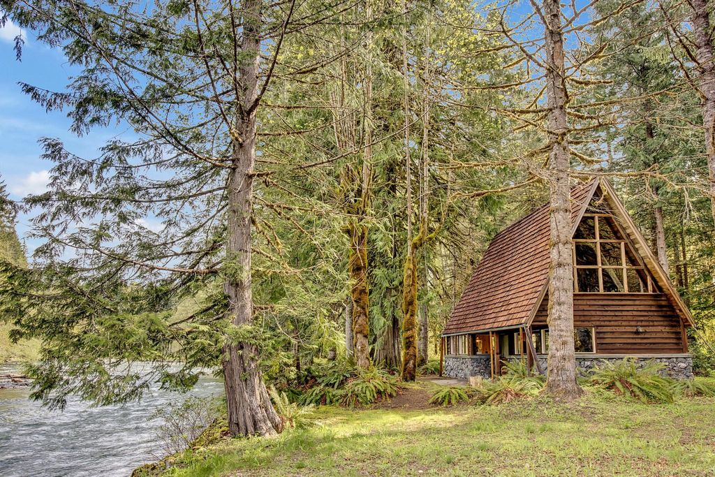 Skykomish, Washington 고급 단독 저택 옥내 면적 64 m² 매매 128938634