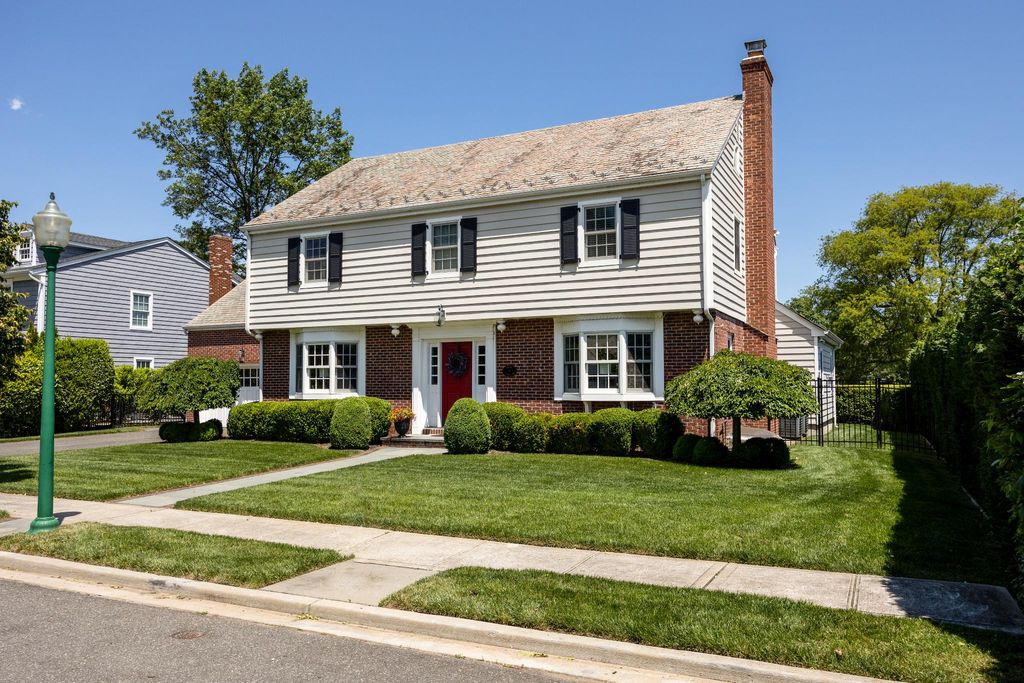 Maison de luxe 282 m2 en vente Rockville Centre, État de New York