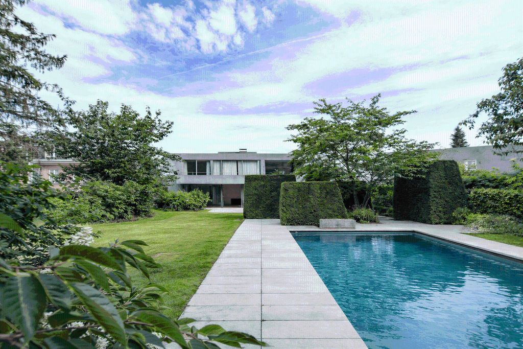 Престижный Особняк 756 м2 в продажа Woluwe-Saint-Pierre, Бельгия