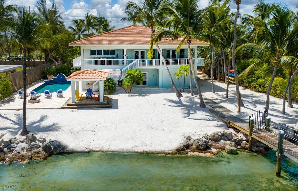 3 bedroom luxury Detached House for sale in Islamorada, Florida