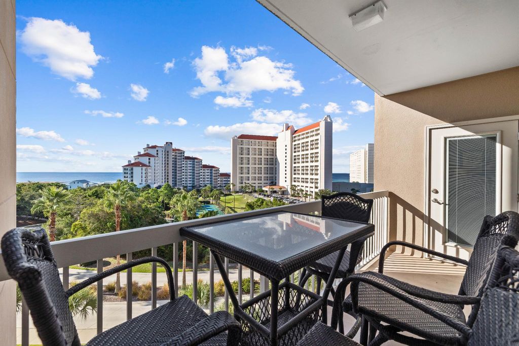 2 bedroom luxury Flat for sale in Miramar Beach, United States