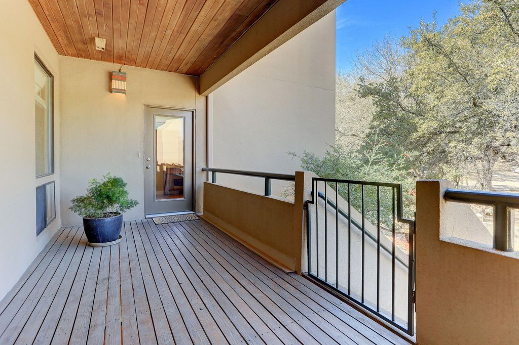 Luxury apartment complex for sale in Austin, Texas