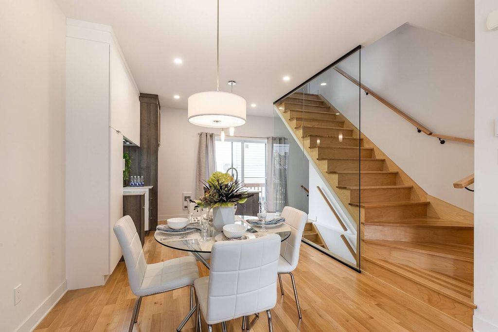 3 bedroom luxury House for sale in Terrebonne, Canada