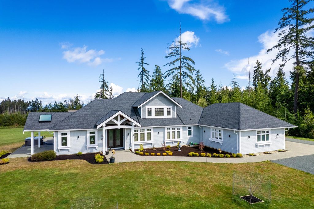 4 bedroom luxury Detached House for sale in Nanoose Bay, Canada