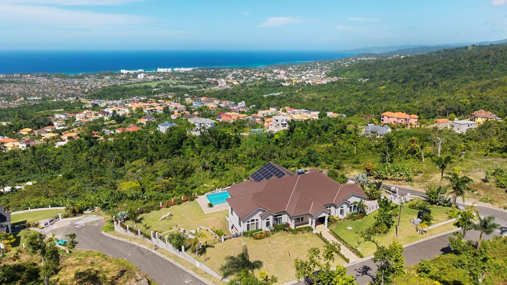 Особняк 836 м2 в продажа Ocho Rios, Ямайка