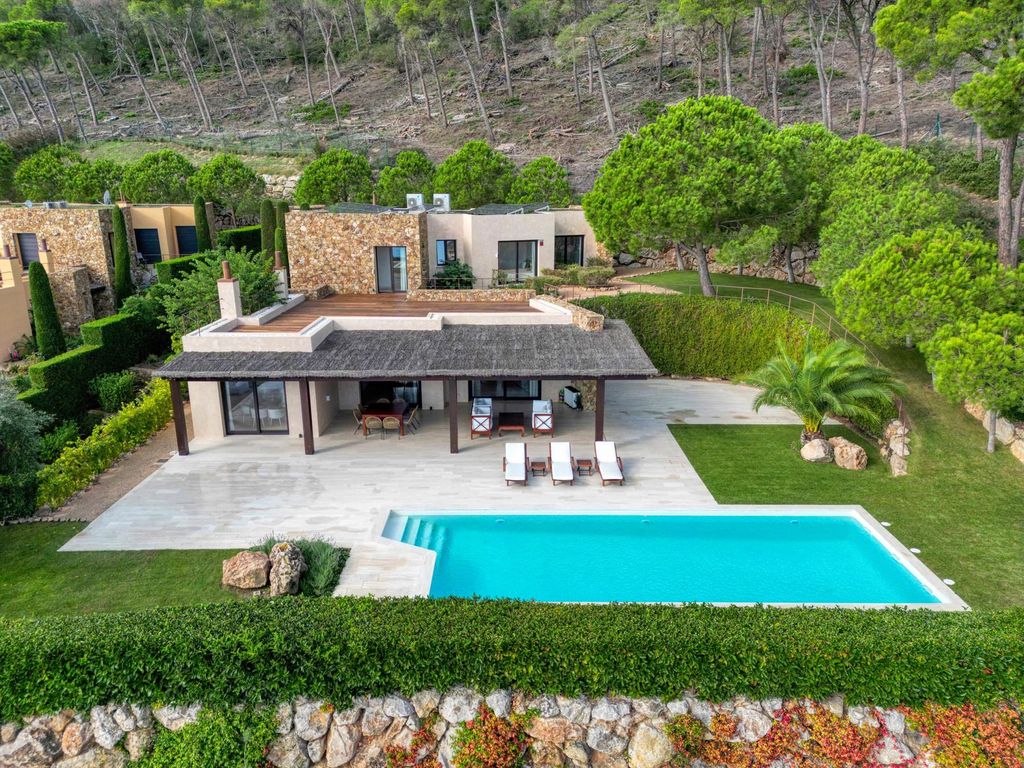 Luxury Villa for sale in Begur, Spain 129473417
