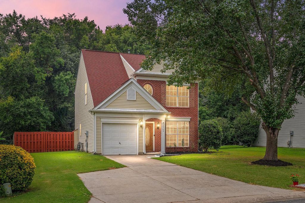 3 bedroom luxury Detached House for sale in Charlotte, North Carolina