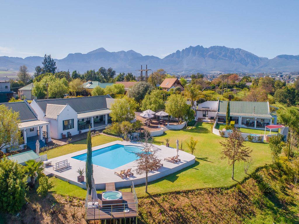 13 bedroom exclusive country house for sale in Wellington, Western Cape