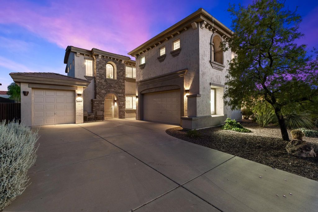 Luxury 4 bedroom Detached House for sale in New River, Arizona
