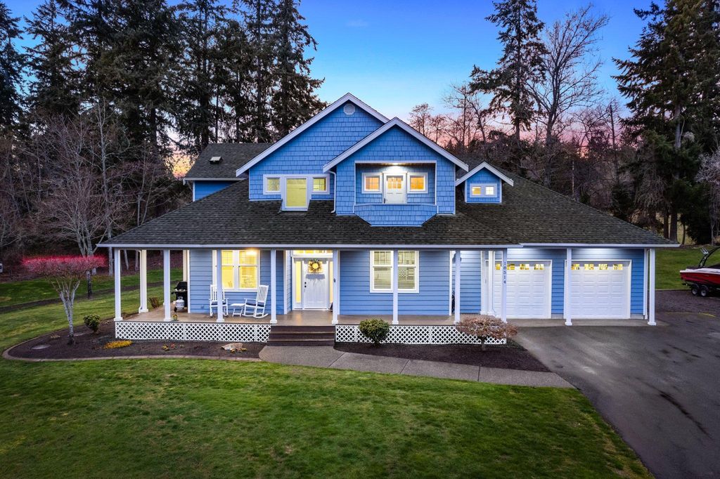 3 bedroom luxury Detached House for sale in DuPont, Washington