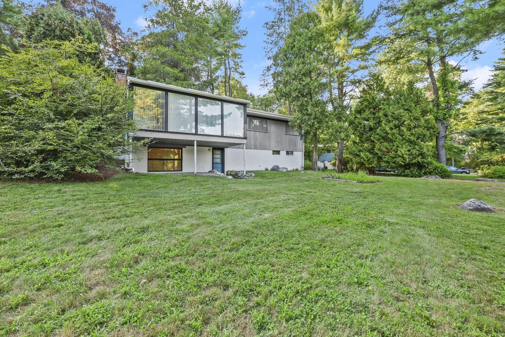 Luxuriöses 7 Zimmern Einfamilienhaus zu verkaufen in Norwalk, USA