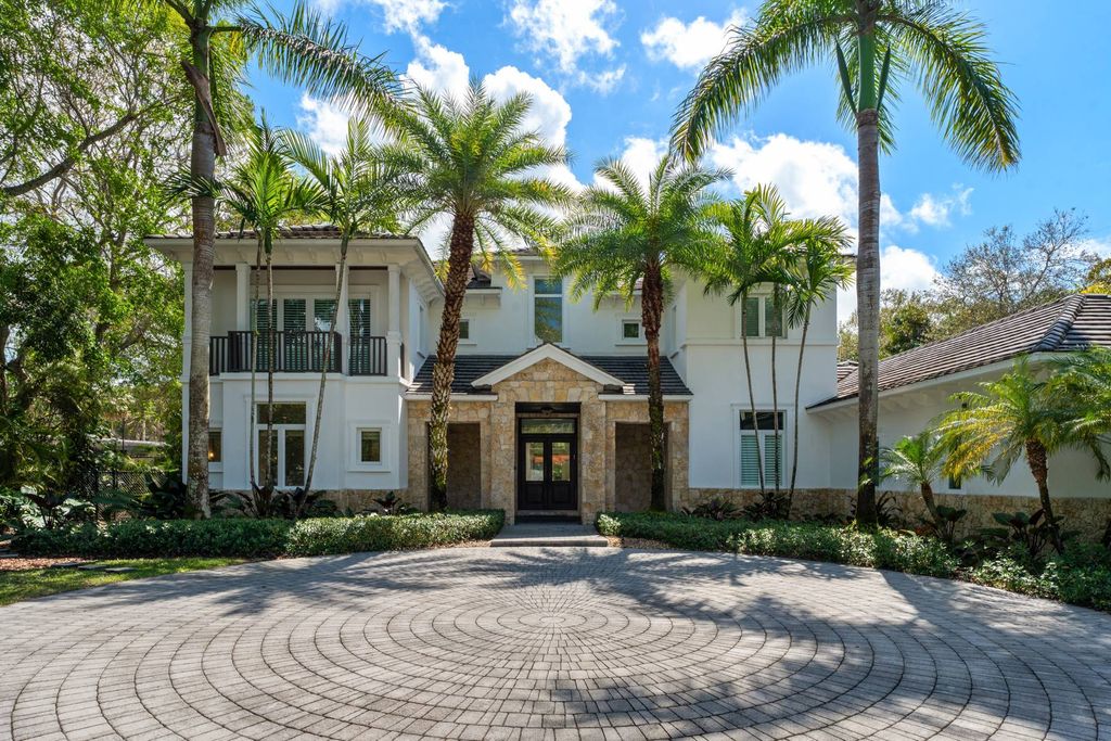 Роскошный дом 636 м2 в продажа Pinecrest, Флорида