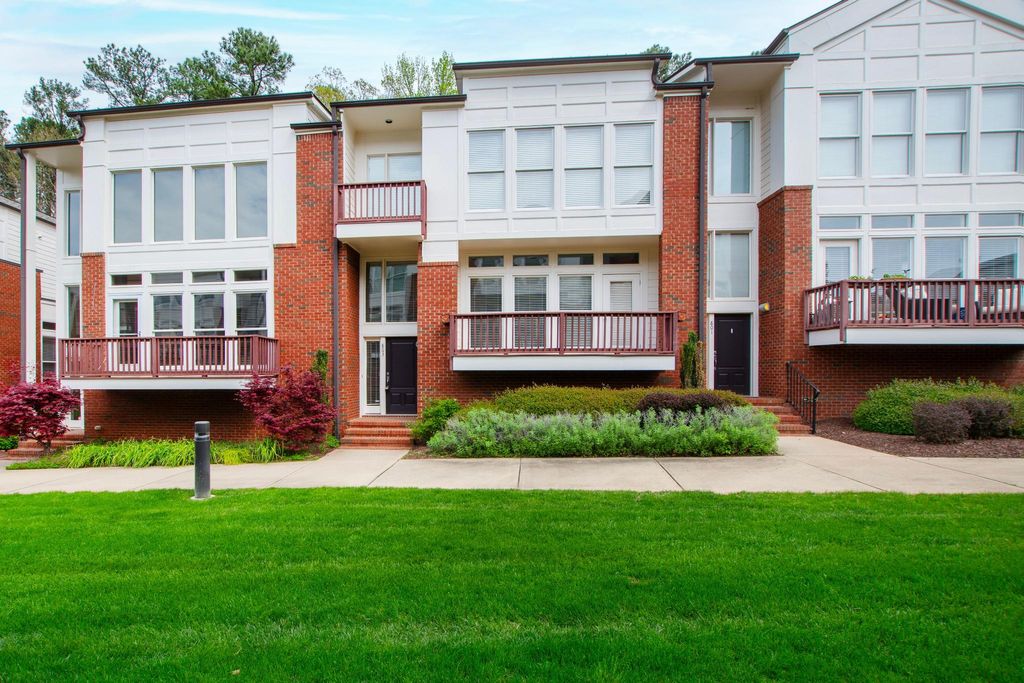 3 bedroom luxury Townhouse for sale in Raleigh, North Carolina