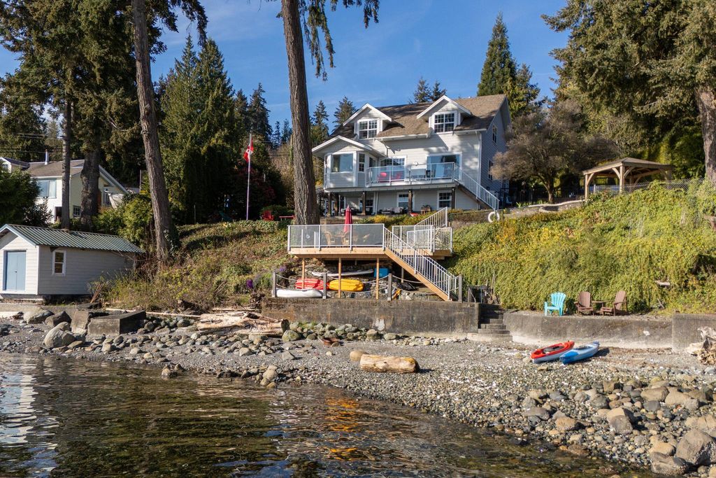 Эксклюзивный Особняк 461 м2 в продажа Ladysmith, British Columbia