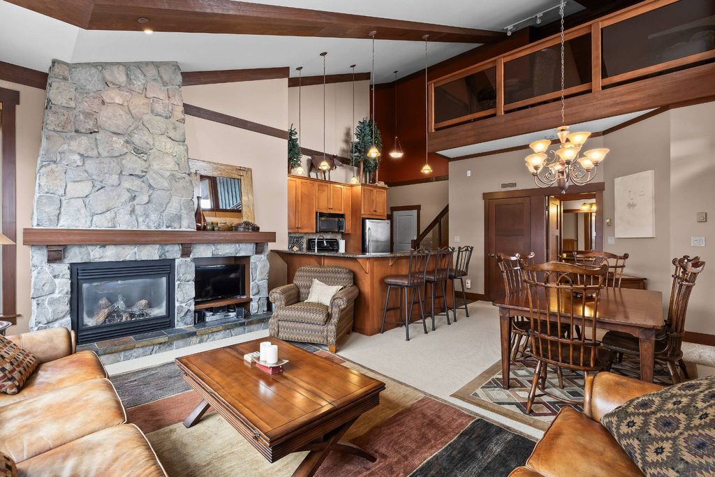 Элитная квартира 133 м2 в продажа Big White Ski, Канада