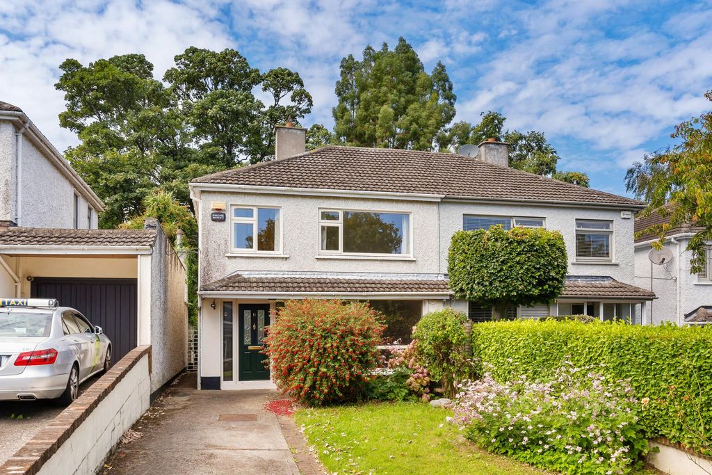 3 bedroom luxury Semidetached House for sale in Dublin, Leinster