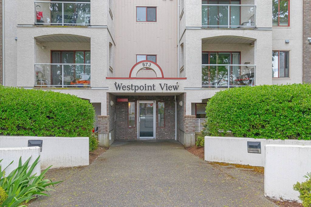 Престижная квартрира в продажа Esquimalt, Канада