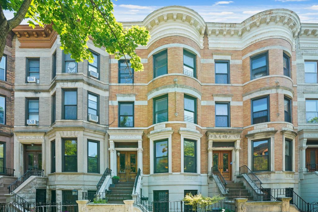 Luxury Townhouse for sale in Brooklyn, New York