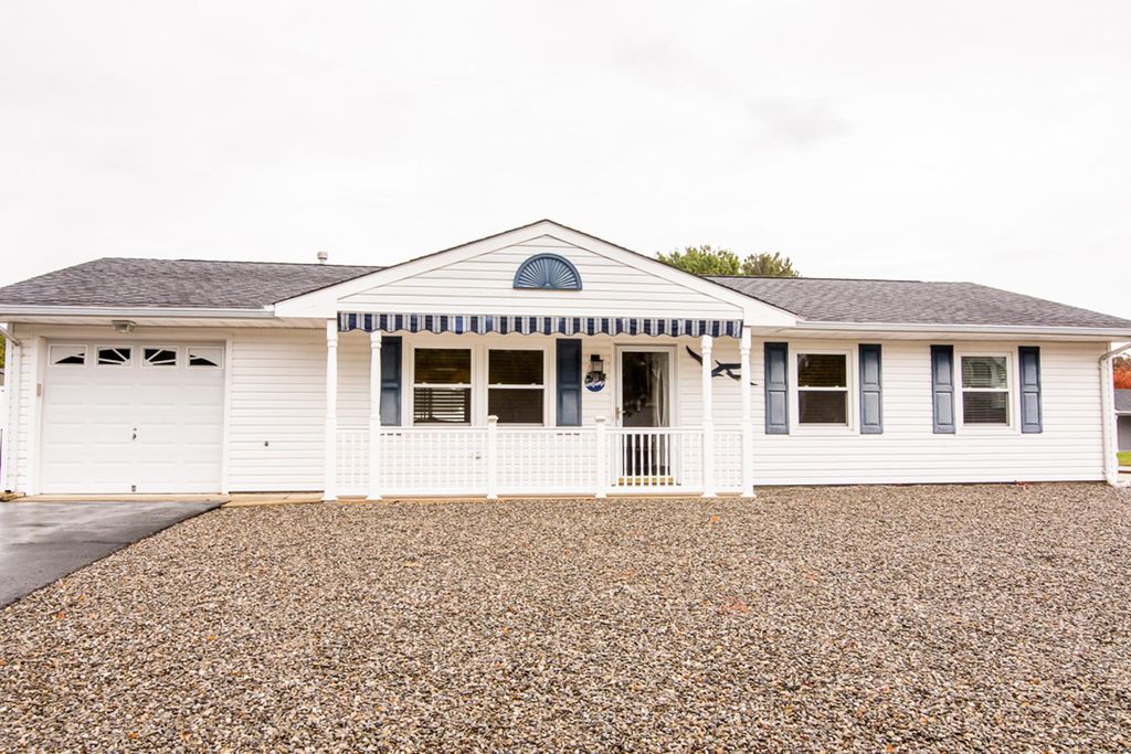 Luxury 9 room Detached House for sale in Waretown, New Jersey