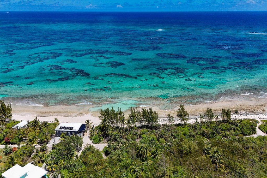 Земельный участок в продаже - Palmetto Point, Central Eleuthera District