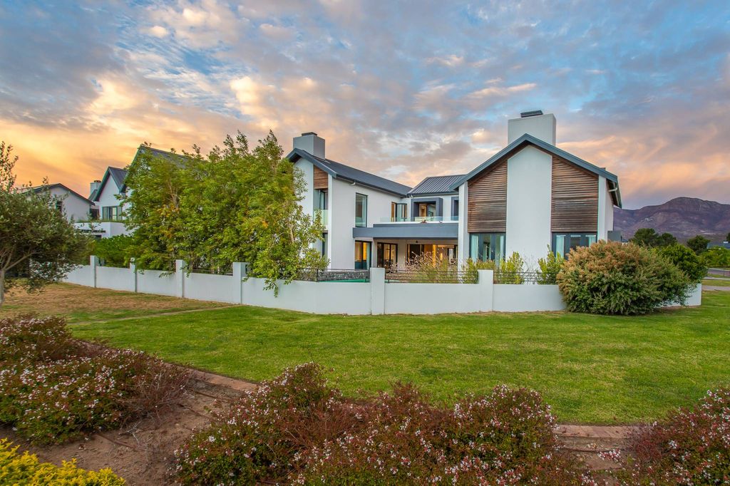 Престижный Особняк в продажа Franschhoek, ЮАР