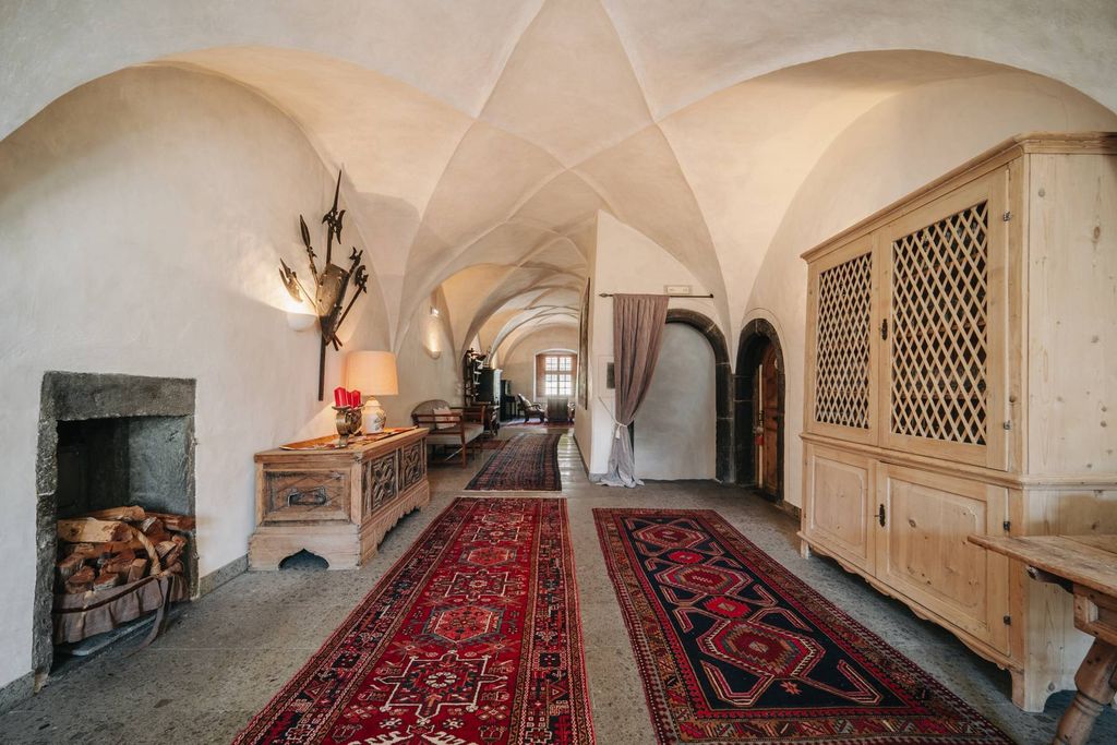 Château · Castle in Abtei-Badia
