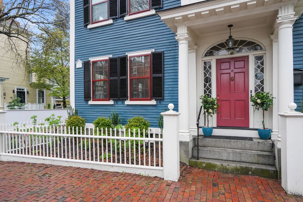 6 bedroom luxury Detached House for sale in Salem, Massachusetts