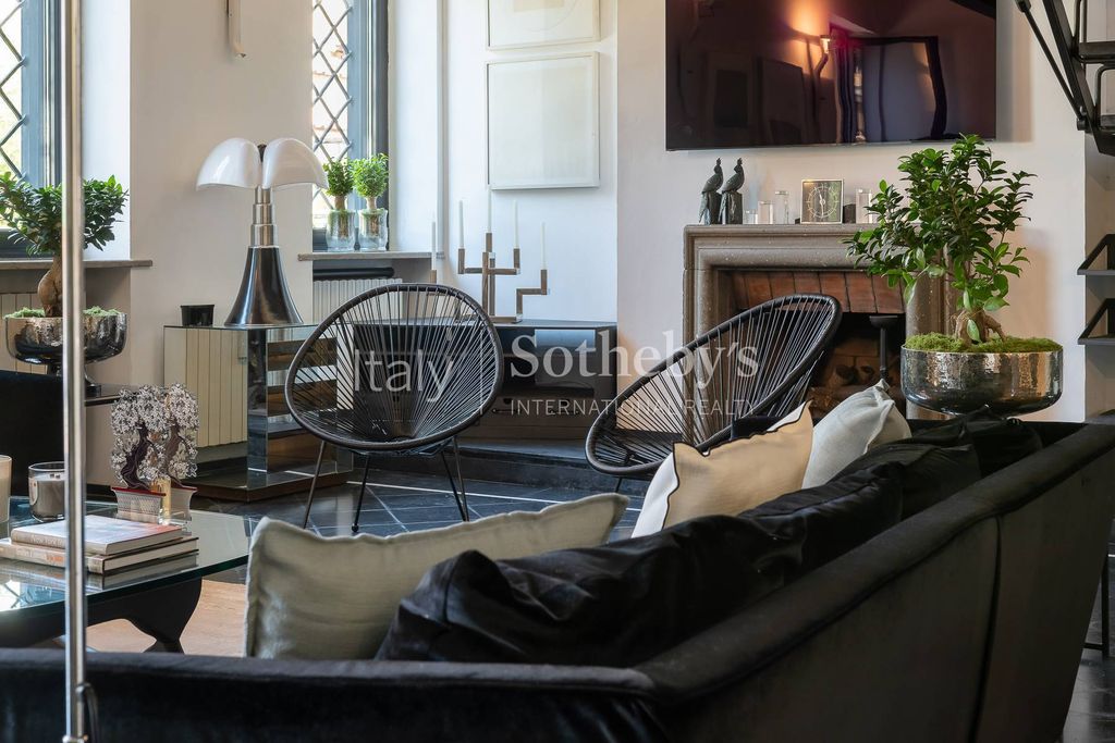 6 room luxury Flat for sale in Rome, Italy - Vista 2