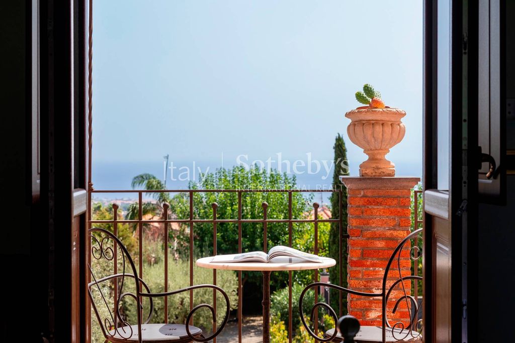 Casa – Acireale - Vista 2