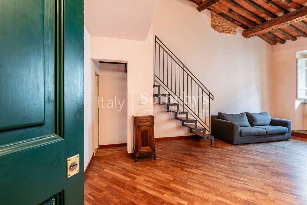 5 room luxury Apartment for sale in Lucca, Tuscany - Vista 3