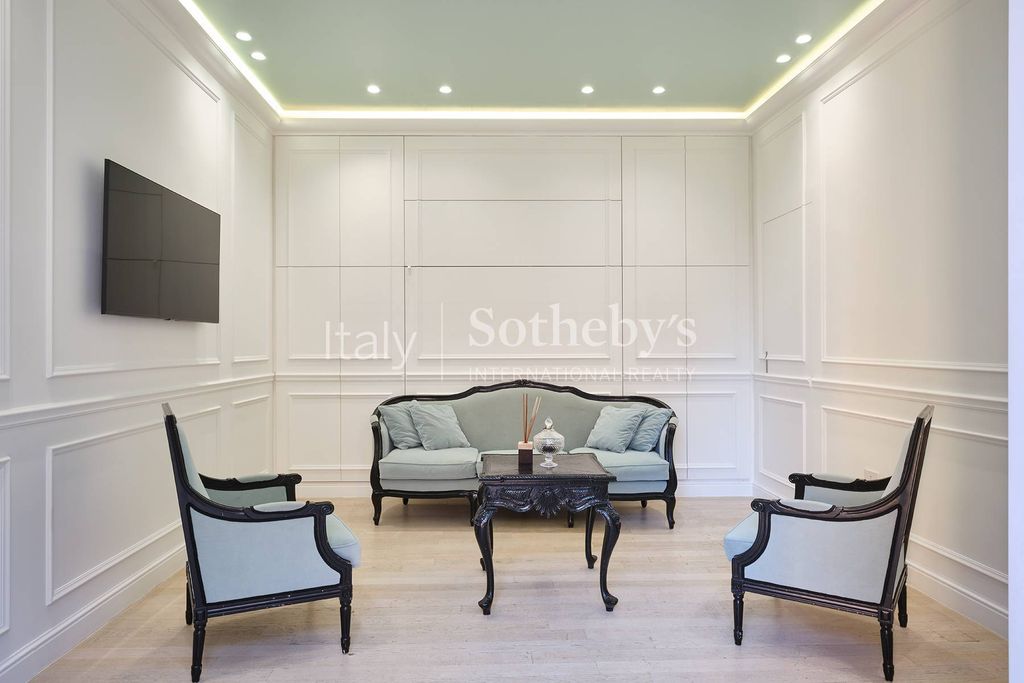 4 room luxury Apartment for sale in Naples, Campania - Vista 3