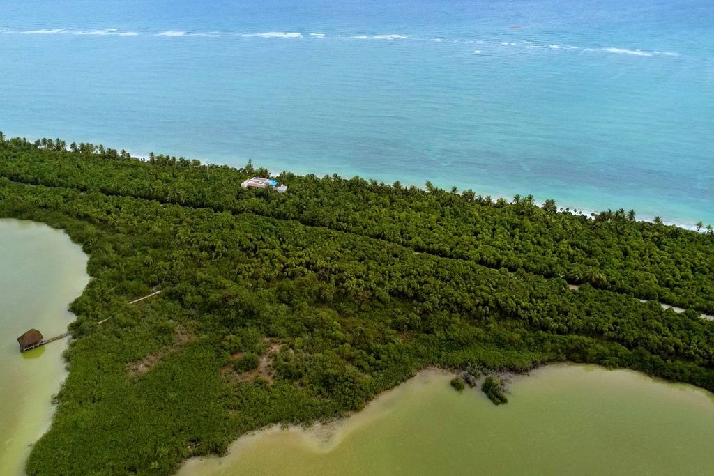 Building Land in Tulum, Quintana Roo  4