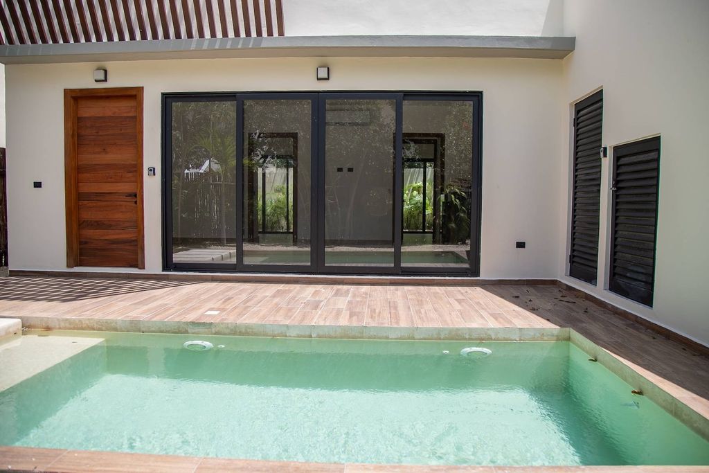 4 bedroom luxury Villa for sale in Tulum, Mexico  4