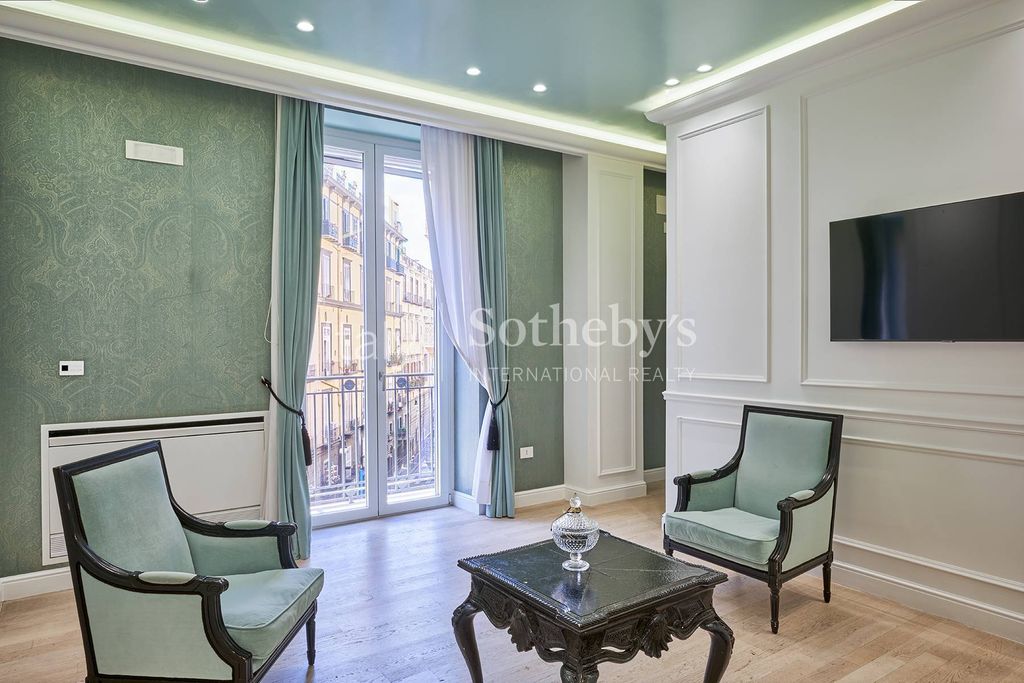 4 room luxury Apartment for sale in Naples, Campania - Vista 4