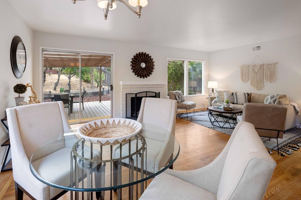 Luxury 3 bedroom Detached House for sale in Novato, California