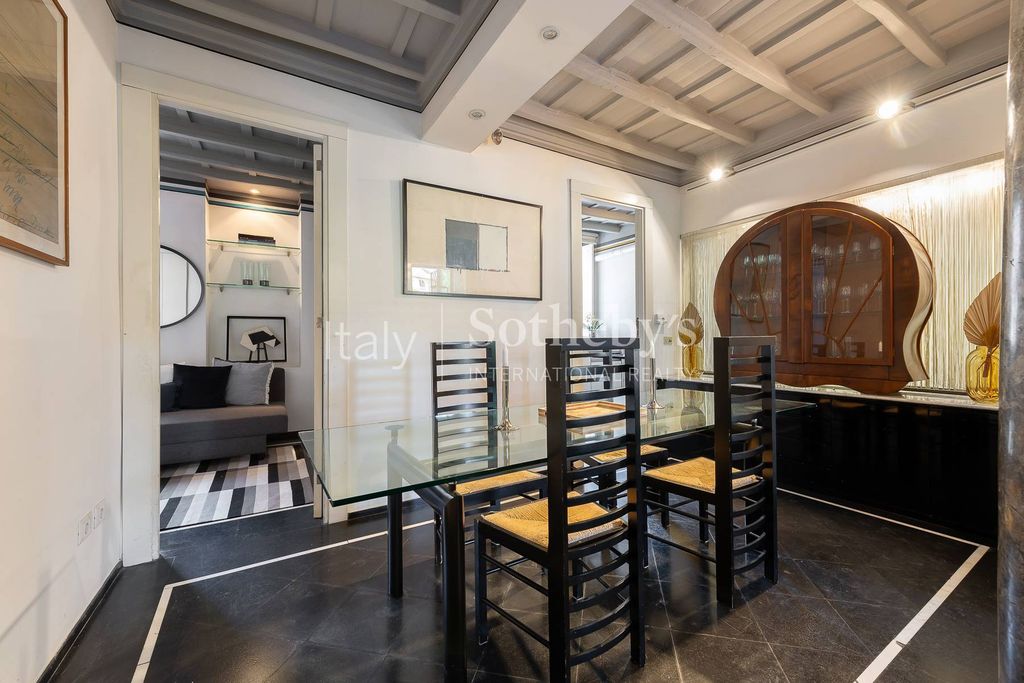 6 room luxury Flat for sale in Rome, Italy - Vista 6