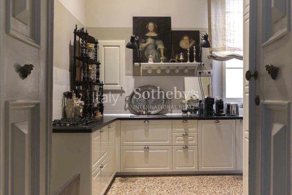 3 bedroom luxury Apartment for sale in Bologna, Italy - Mehr