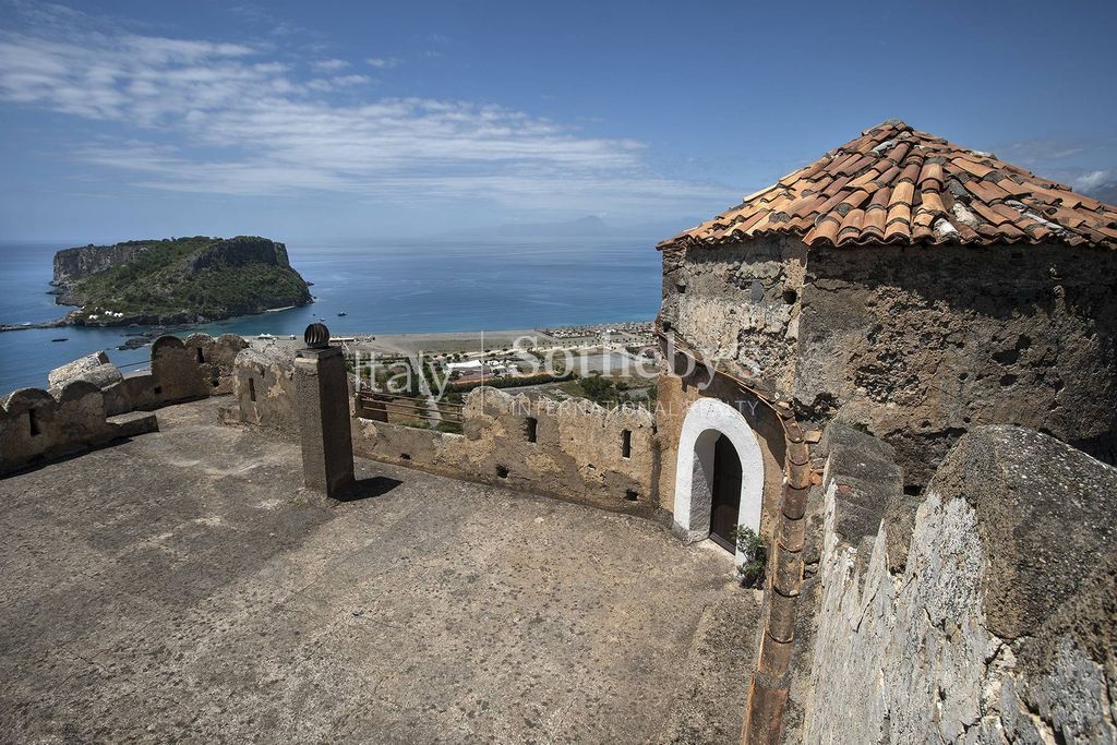 Château · Castle in Praia a Mare