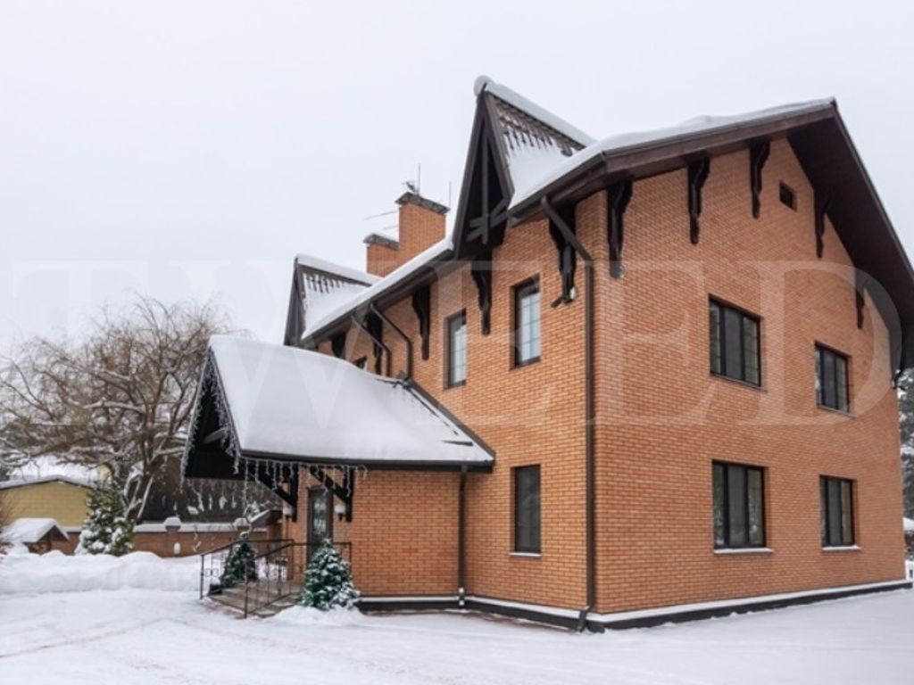 Барвиха лакшери виладж надпись. Загс барвиха luxury village, москва. Поселок барвиха вилладж. Барвиха 33. Барвиха 33.